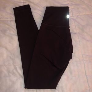 maroon lululemon wunder under 28" size 4